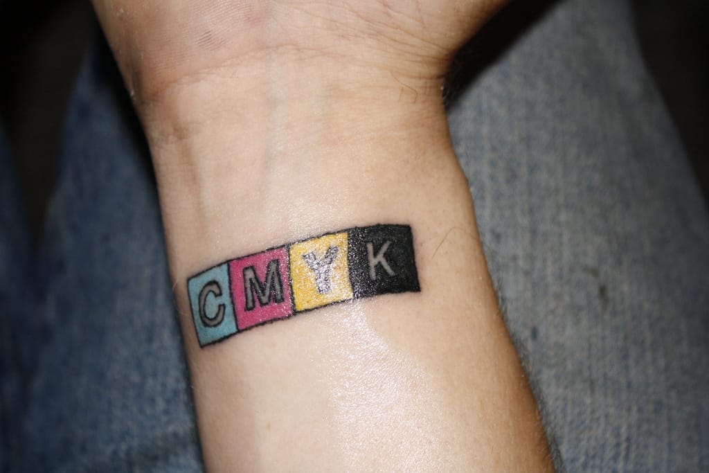Tatuaje Tattoo cmyk diseño grafico